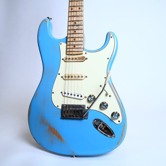Wanderkauven Daphne Blue Relic Stratocaster - Maple Neck Electric Guitar