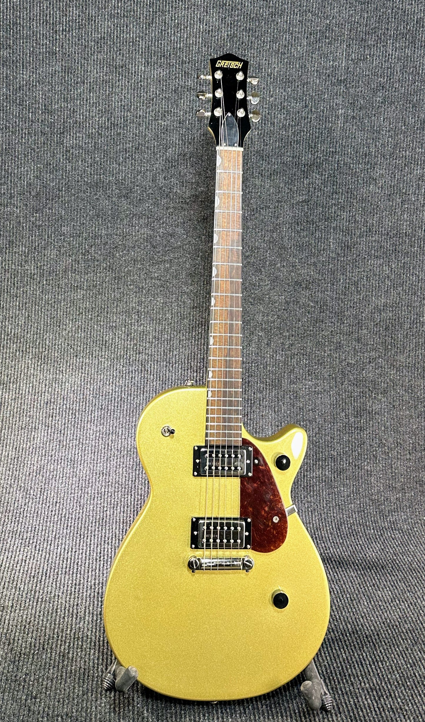 GRETSCH G2210 Streamliner