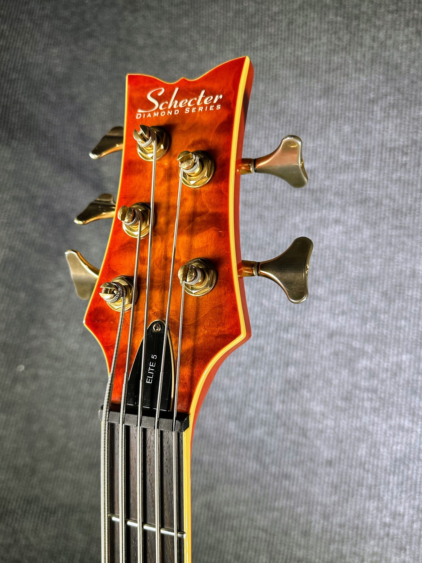 Schecter Elite 5