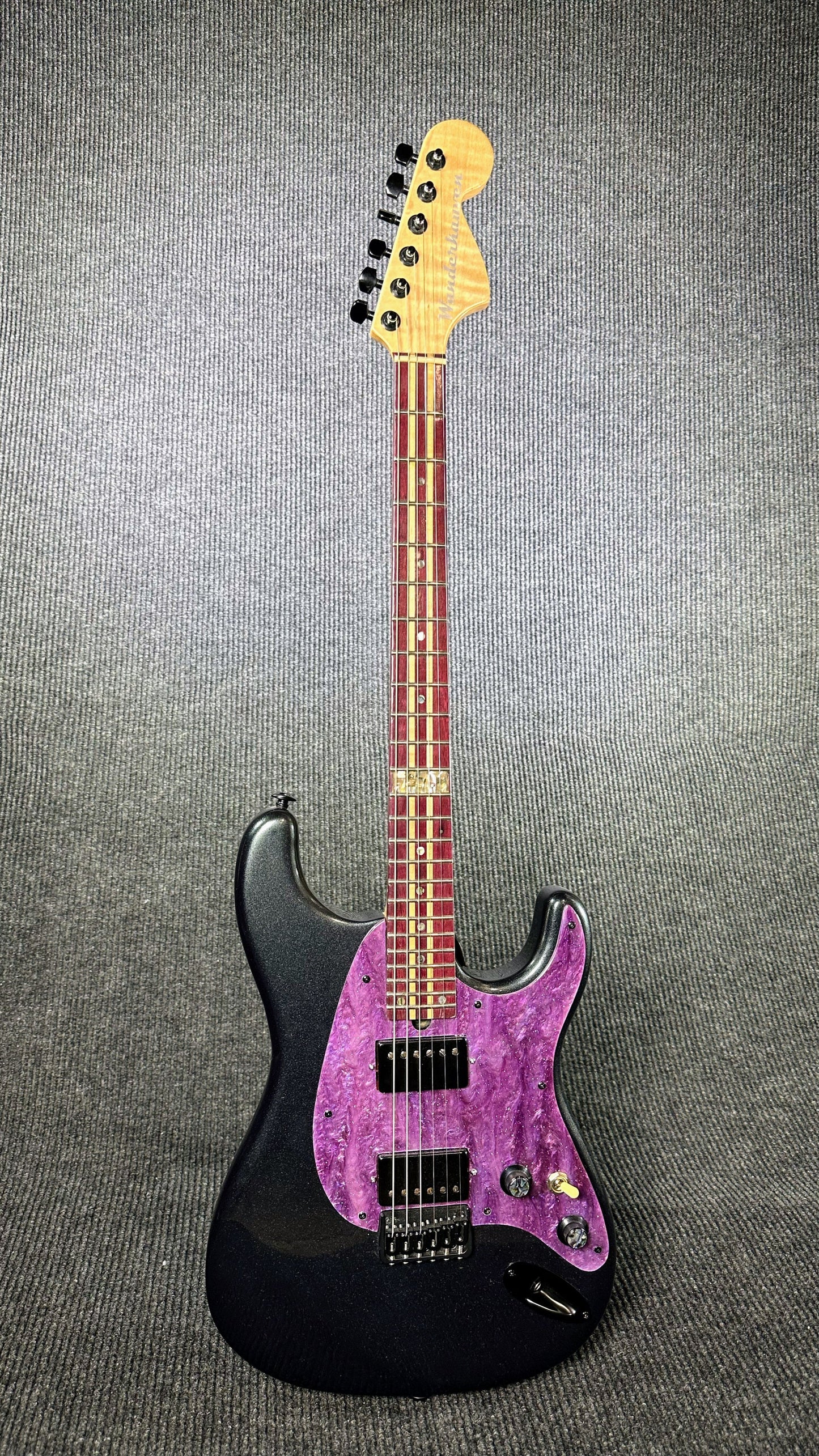 Wanderkauven Guitars Purple Heart HT