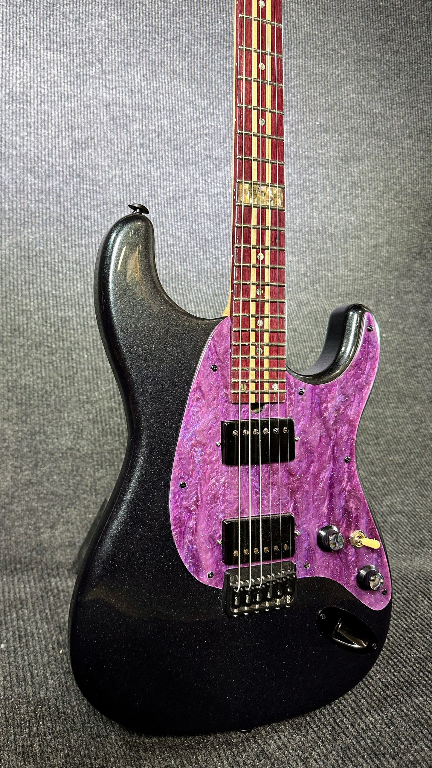 Wanderkauven Guitars Purple Heart HT