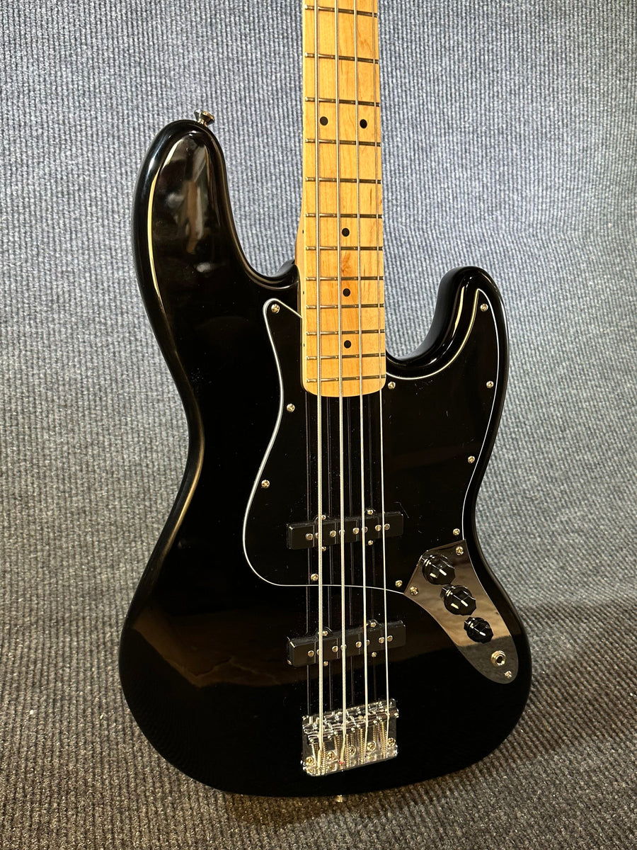 Squier by Fender JAZZ ベース Squier by Fender Affinity Series Active Jazz Bass (Olympic