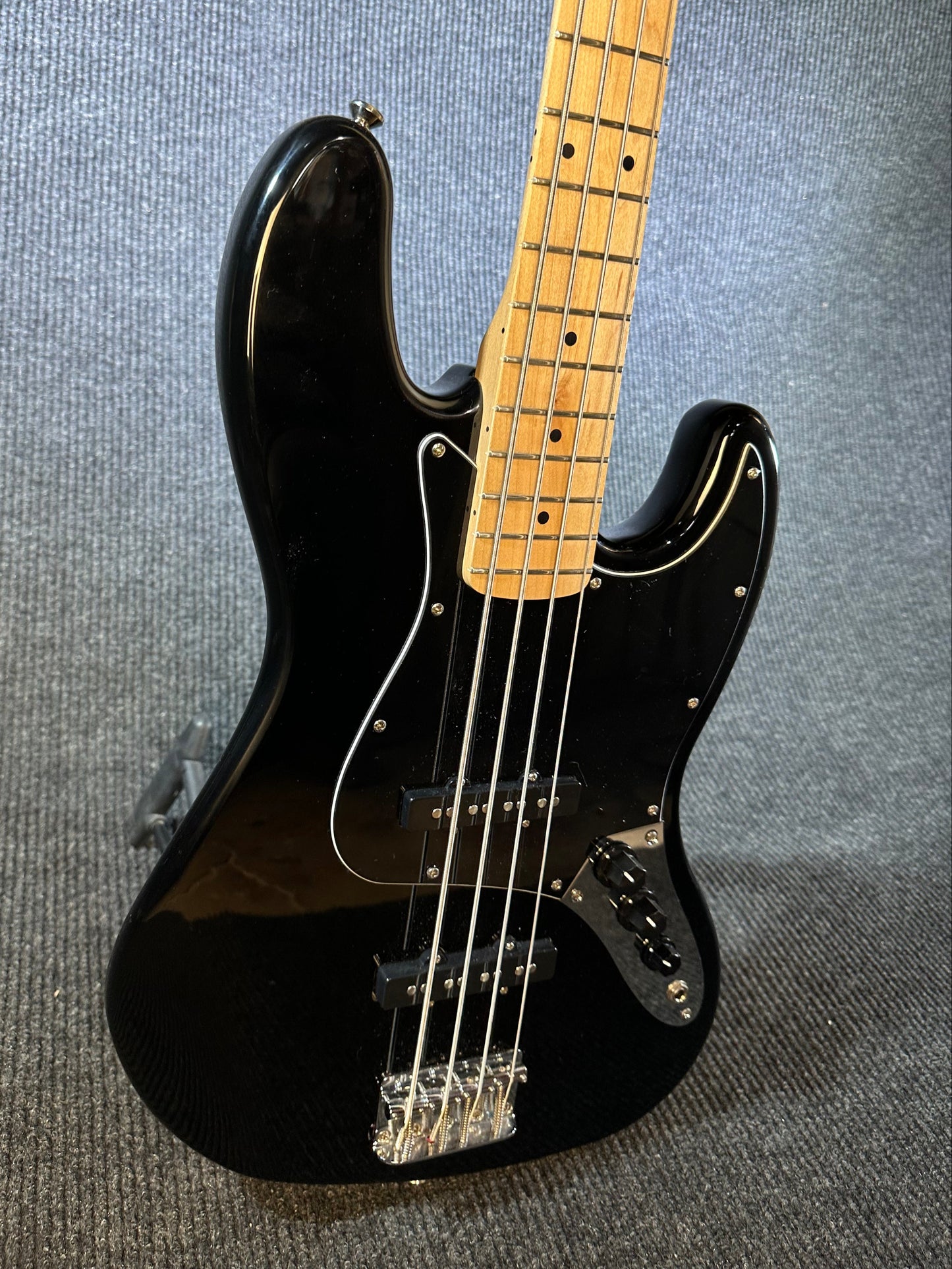 Squier Fender Jazz Bass