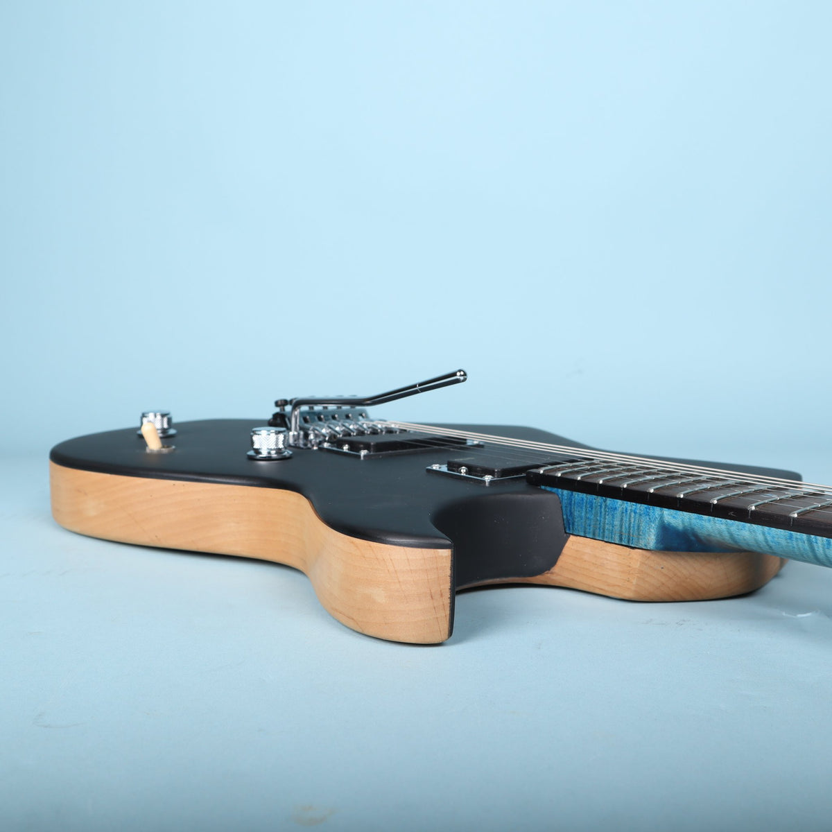 Wanderkauven WG Noir Custom Electric Guitar - Satin Black Alder with EMG Zakk Wylde Pickups