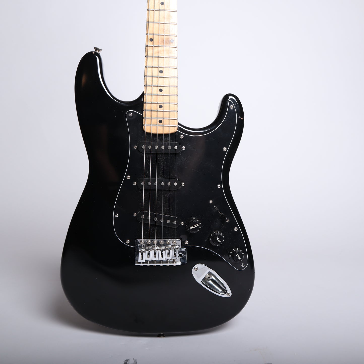 Squier Stratocaster - Black (Made in Korea, 1993 VN Series)