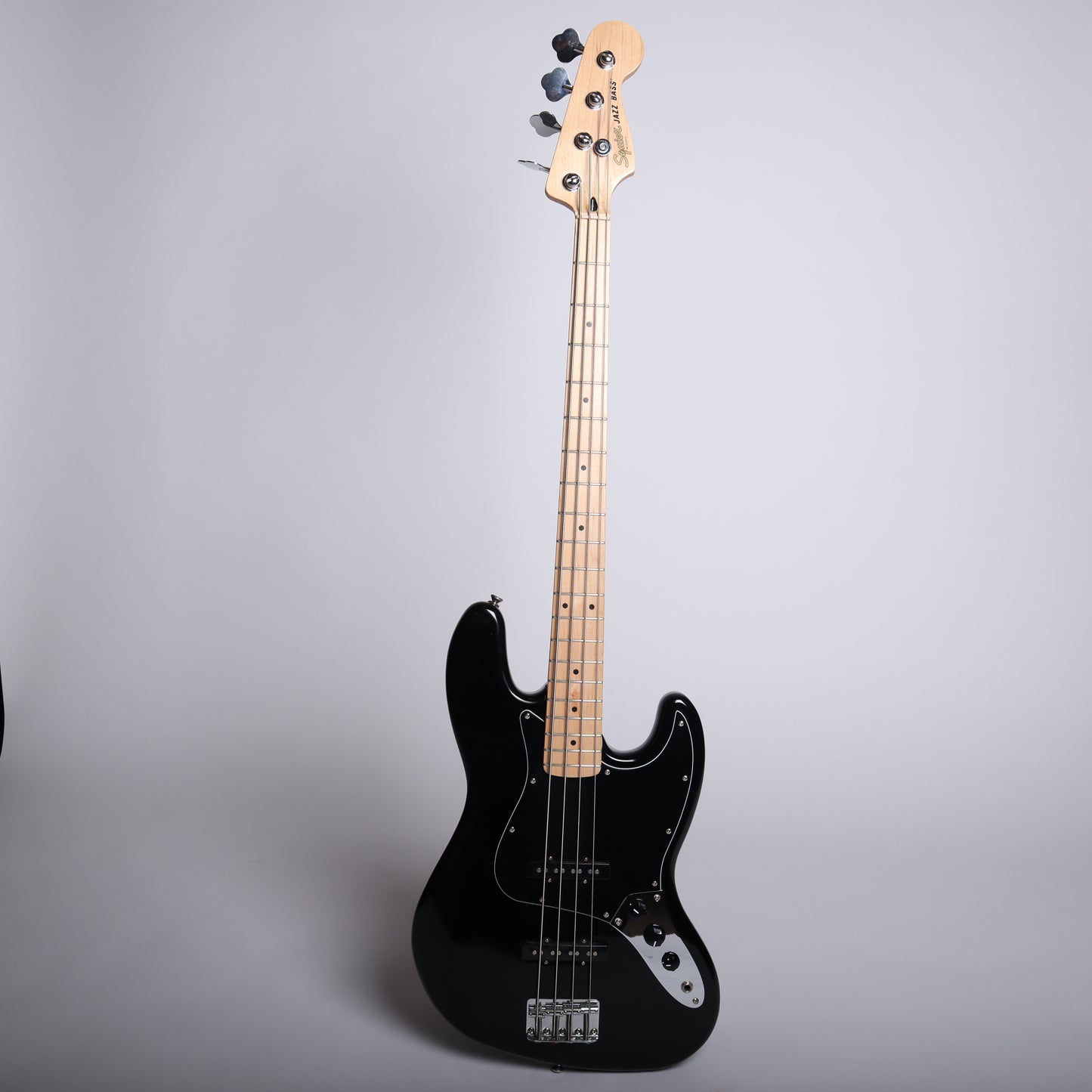 Squier Affinity Jazz Bass - Black (Used, 2021)