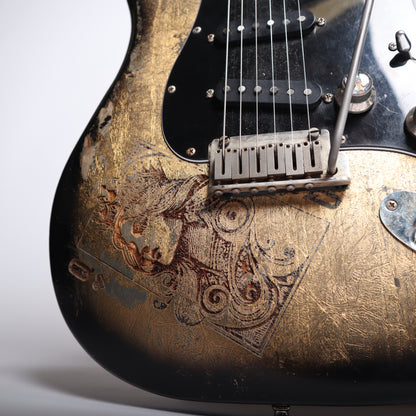 Wanderkauven Custom "Queen of Hearts" - Gilded Gold Leaf Relic