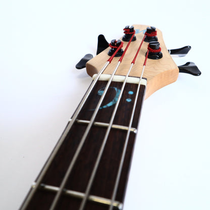 Wanderkauven Custom Bass Guitar - Seymour Duncan Pickups