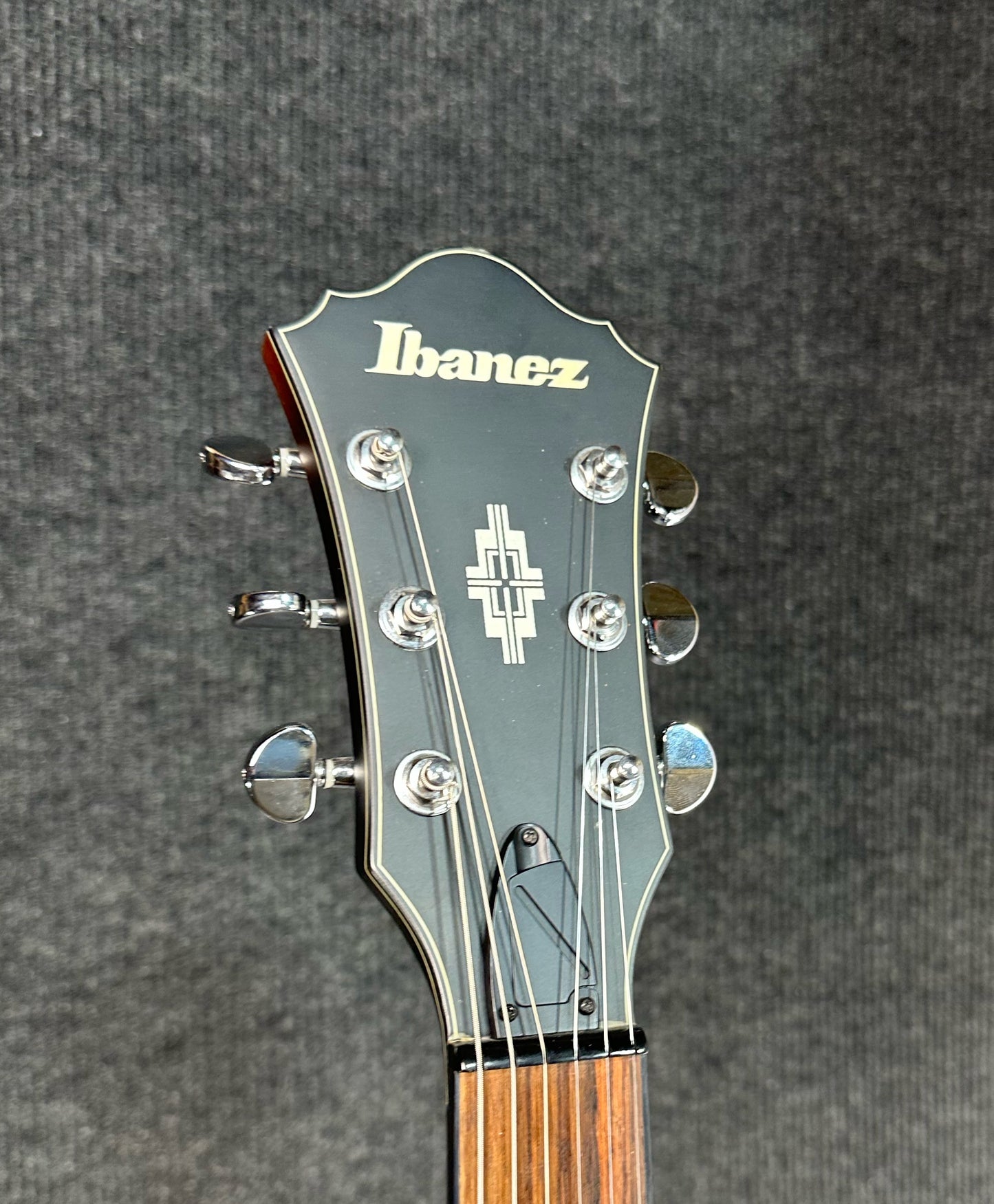 IBANEZ AM73B-TF6